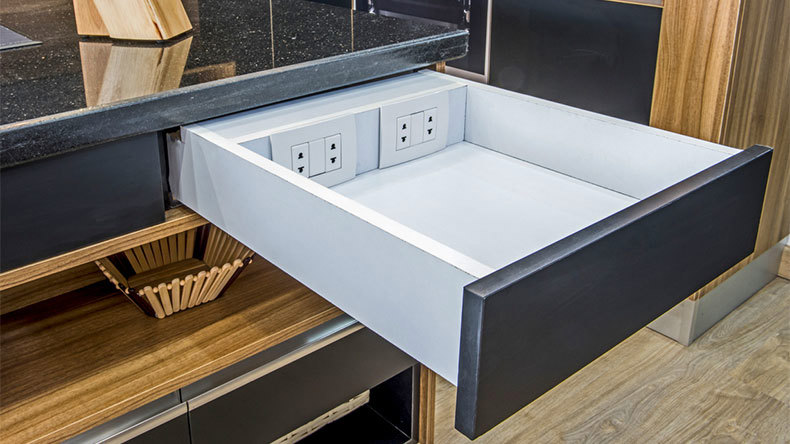 charging-drawers