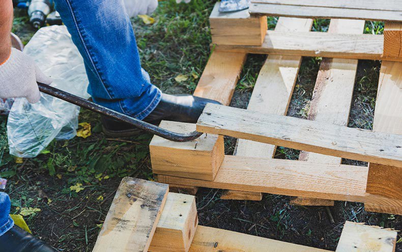 crow bar pallet
